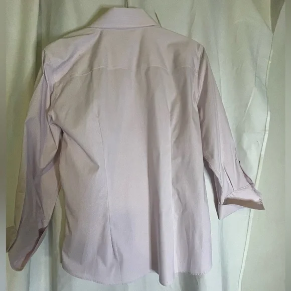 NWT Kirkland Signature Pink and White Pinstriped Button Down Shirt Size M 8/10 - Picture 8 of 10